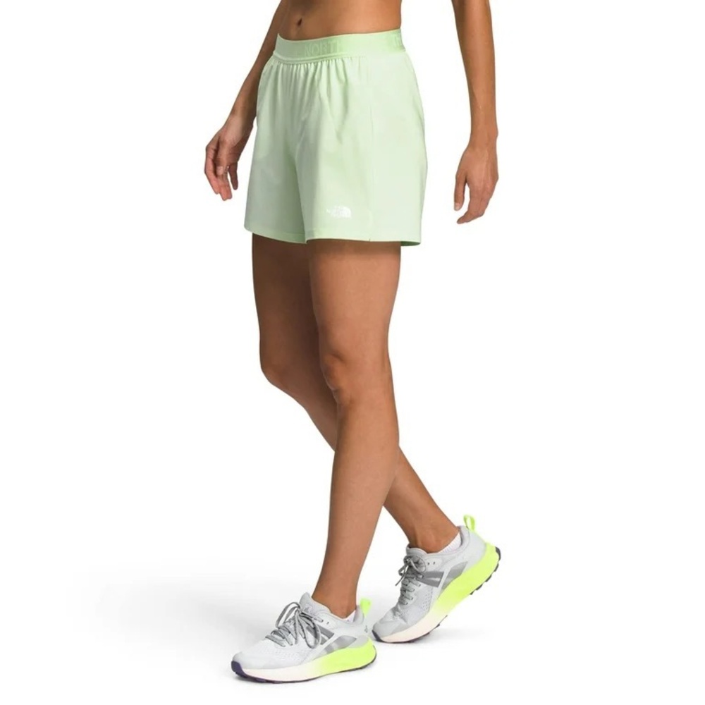 THE NORTH FACE Women’s Wander 5’ Short Neon Green SIZE SMALL